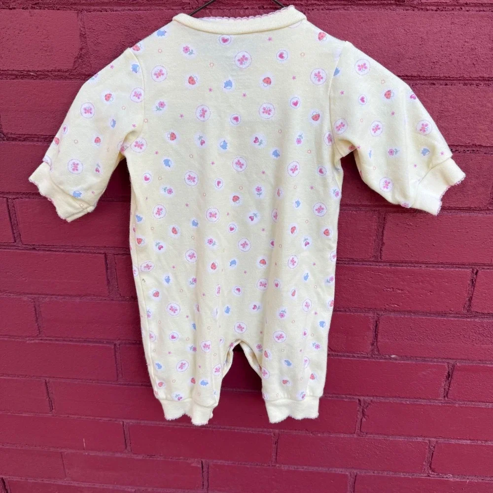 Child of Mine by Carters Yellow I Love Mommy Flowers Baby Girl 0-3‎ Months